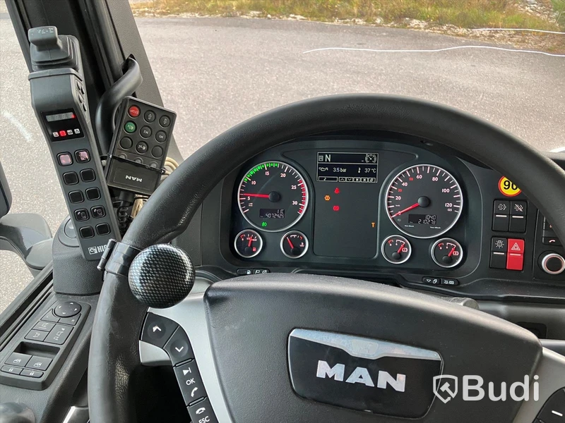 Lastväxlare MAN TGX 26.560 6X2 -2015 | Hiab | Plogutrustad