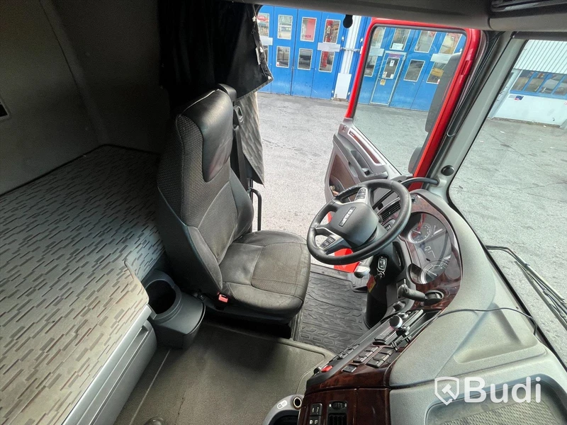 Dragbil DAF FTS XF510Z -2016