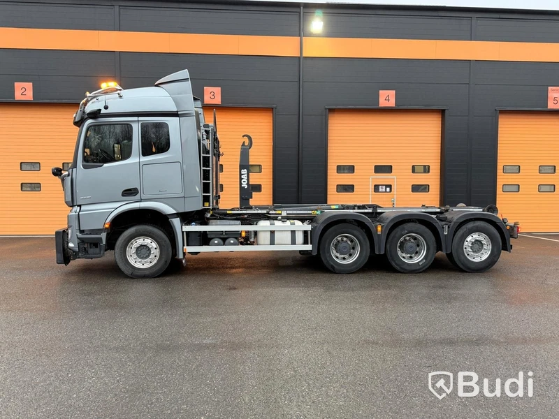 Tridemväxlare Mercedes-Benz Arocs -2022  | JOAB 24 ton | Plogutrustad