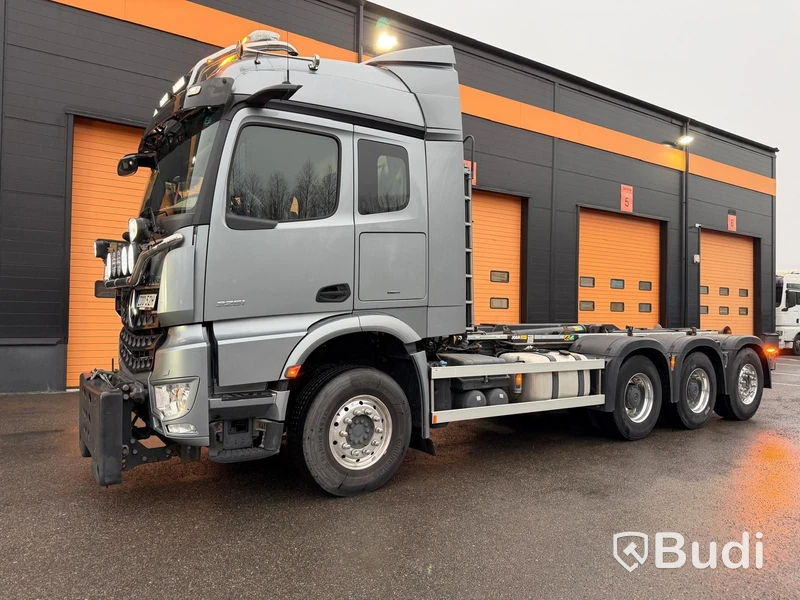 Tridemväxlare Mercedes-Benz Arocs -2022  | JOAB 24 ton | Plogutrustad