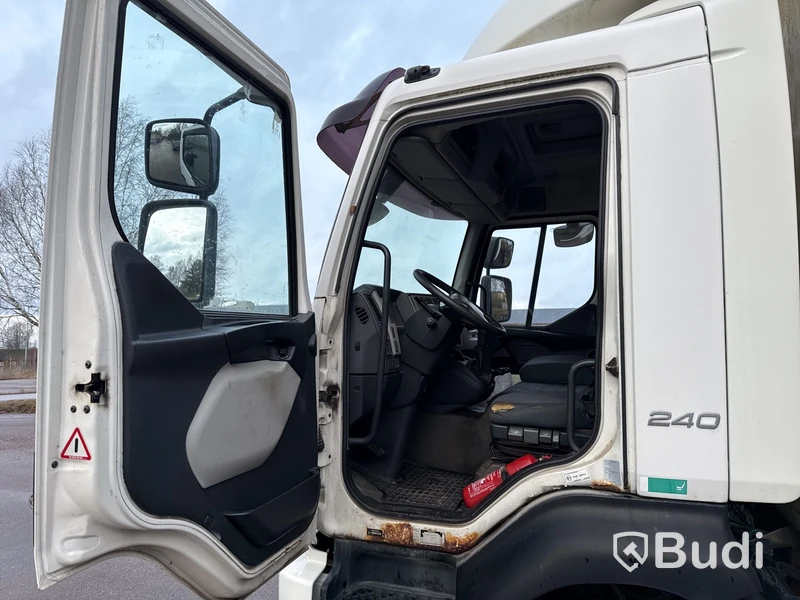 Distributionsbil Volvo FL 240 4X2 -2007 | Reparationsobjekt