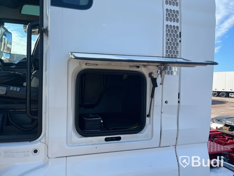 Dragbil MAN TGX 26.500 6X2-2 BLS -2018