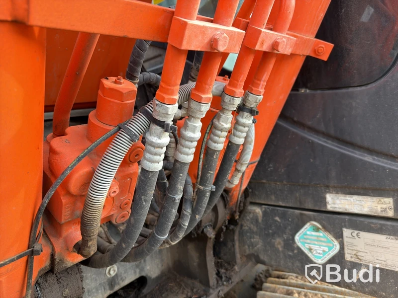 Grävmaskin Hitachi ZX135US-6 -2018 | Engcon