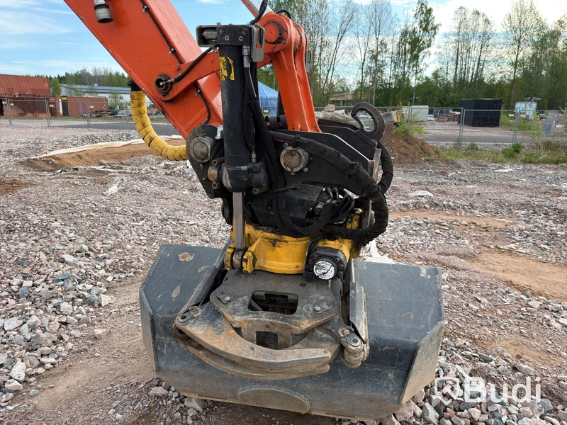 Grävmaskin Hitachi ZX135US-6 -2018 | Engcon