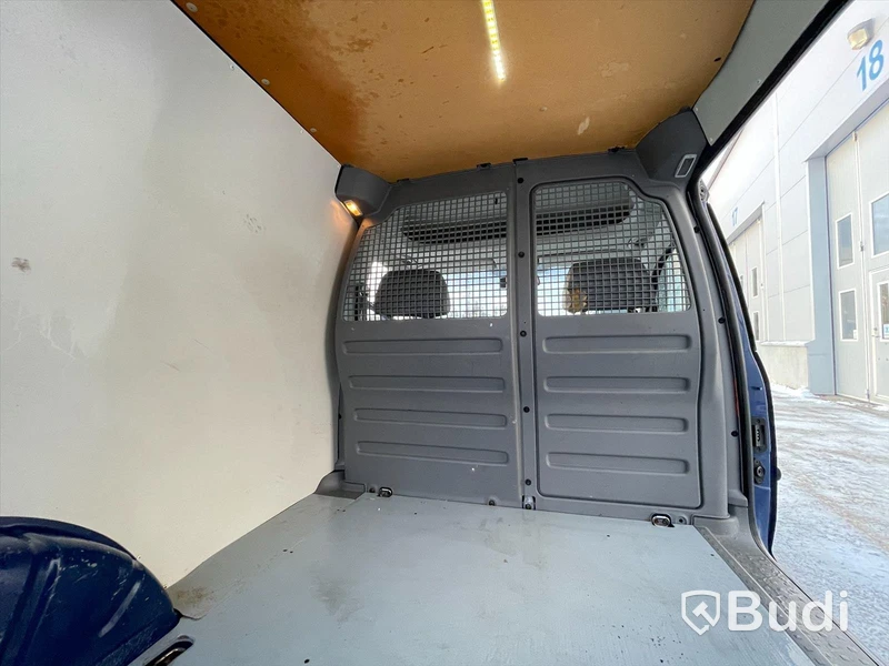 Lätt Lastbil Volkswagen Caddy 1,9 Tdi 105HK