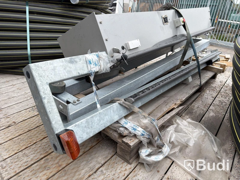Industrigrind med motor och styrning – 13,7 meter