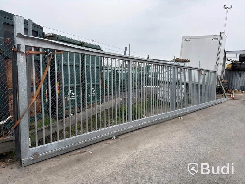 Industrigrind med motor och styrning – 13,7 meter