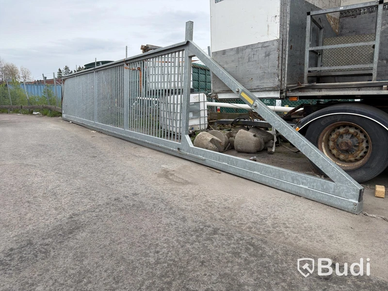 Industrigrind med motor och styrning – 13,7 meter