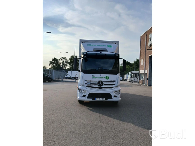 Kylbil Mercedes-Benz Antos 10.7 Öppningsbar sida -2017