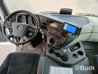 Kylbil Mercedes-Benz Antos 10.7 Öppningsbar sida -2017