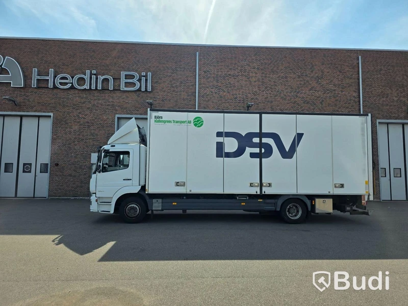 Mercedes-Benz Atego truck, side-opening body