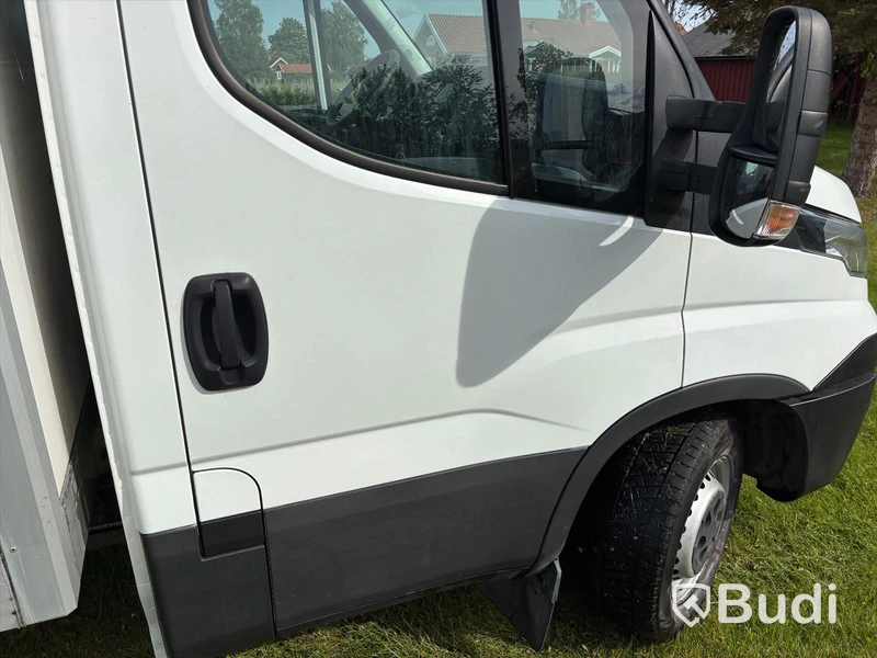Lätt lastbil Iveco Daily 35-140 Chassi Cab 2.3 JTD Hi-Matic -2019