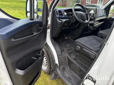 Lätt lastbil Iveco Daily 35-140 Chassi Cab 2.3 JTD Hi-Matic -2019