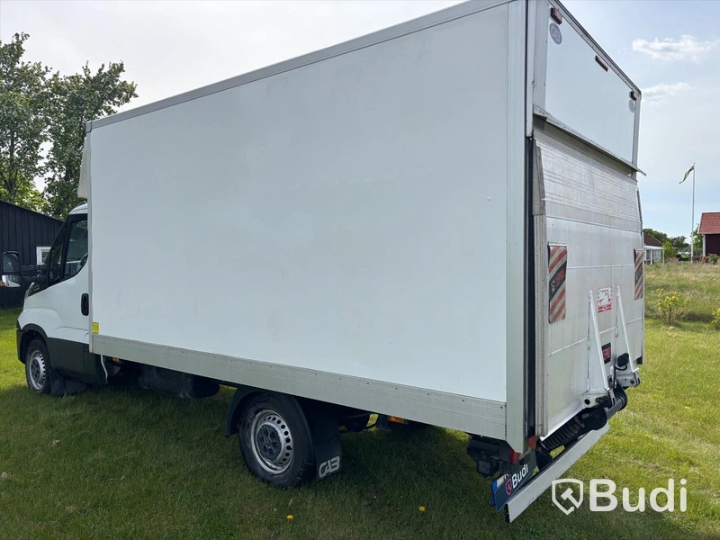 Lätt lastbil Iveco Daily 35-140 Chassi Cab 2.3 JTD Hi-Matic -2019