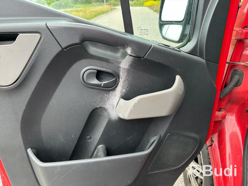 Skåpbil Renault Master dCi 125 - 2012