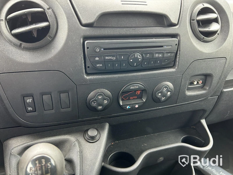 Skåpbil Renault Master dCi 125 - 2012