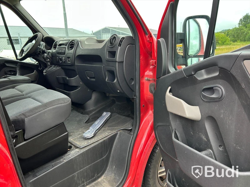 Skåpbil Renault Master dCi 125 - 2012