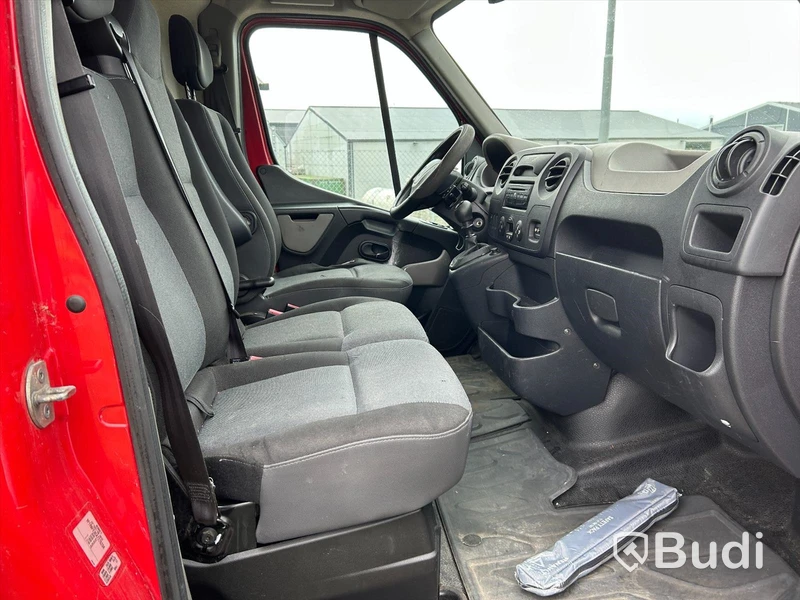 Skåpbil Renault Master dCi 125 - 2012