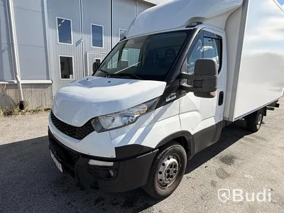 Iveco Daily 35-170 3.0 (170hk) volymskåp med bakgavellyft -2016