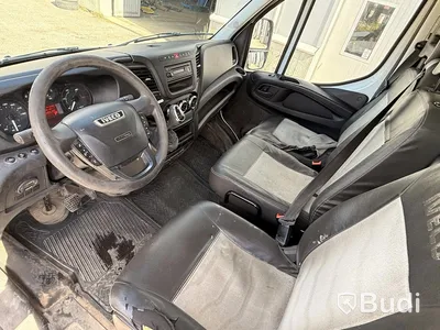 Iveco Daily 35-170 3.0 (170hk) volymskåp med bakgavellyft -2016