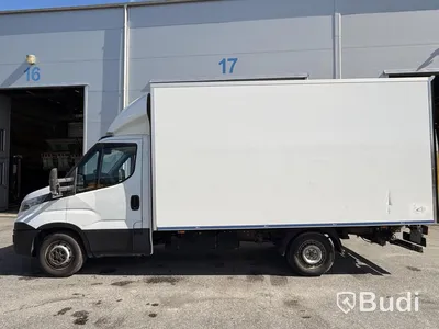 Iveco Daily 35-170 3.0 (170hk) volymskåp med bakgavellyft -2016