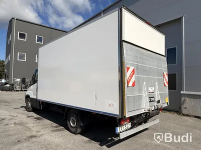Iveco Daily 35-170 3.0 (170hk) volymskåp med bakgavellyft -2016