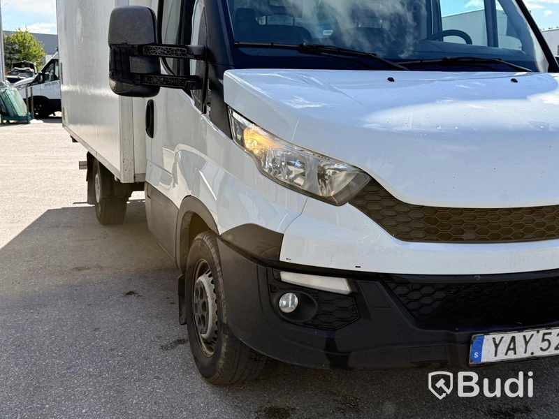 Iveco Daily 35-170 3.0 (170hk) volymskåp med bakgavellyft -2016