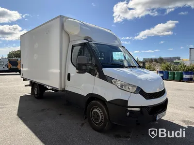 Iveco Daily 35-170 3.0 (170hk) volymskåp med bakgavellyft -2016