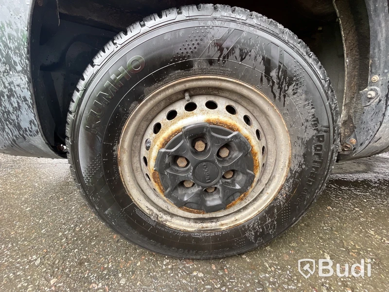 Lättlastbil Iveco Daily 2016 | 126hk | Reservdelsbil | Motorras