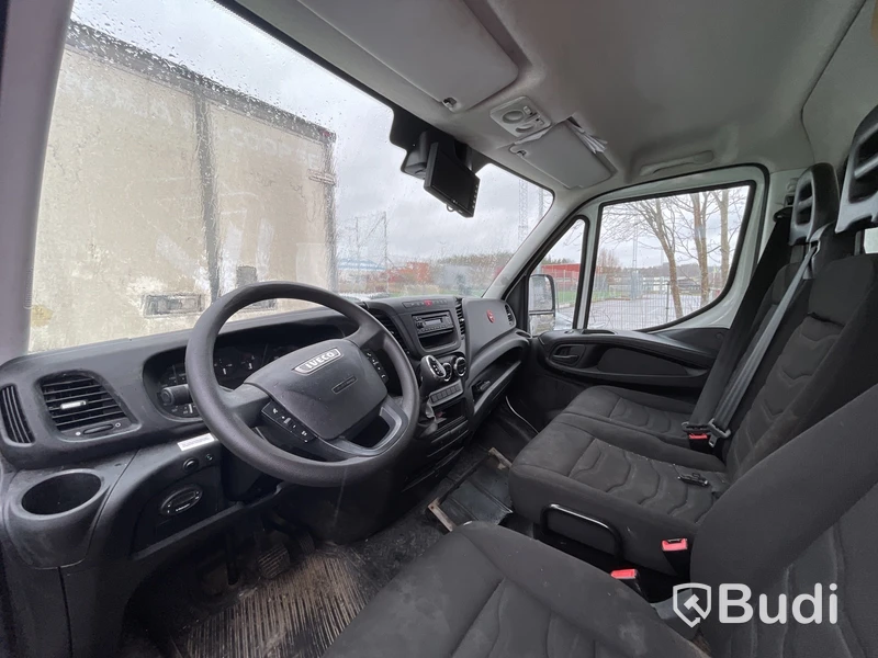 Lättlastbil Iveco Daily 2016 | 126hk | Reservdelsbil | Motorras