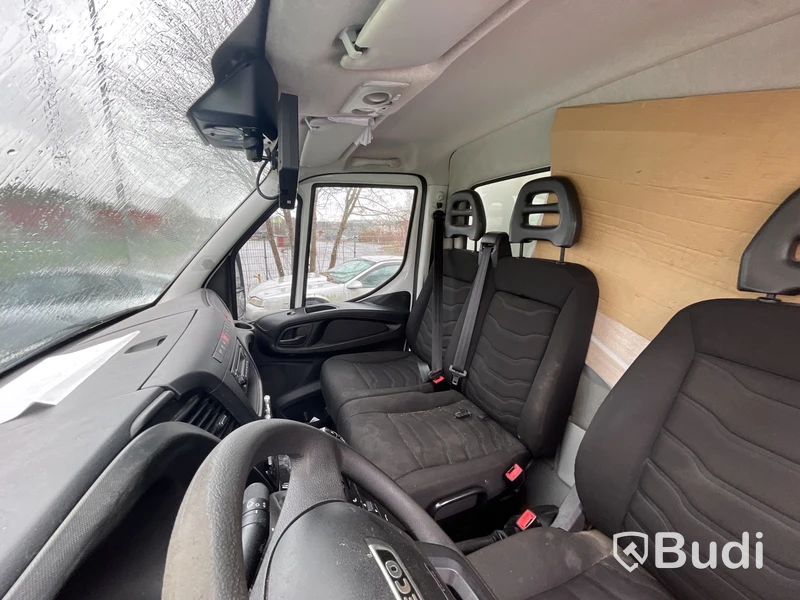 Lättlastbil Iveco Daily 2016 | 126hk | Reservdelsbil | Motorras