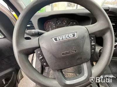 Lättlastbil Iveco Daily 2016 | 126hk | Reservdelsbil | Motorras