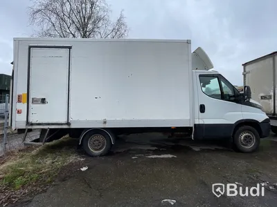 Lättlastbil Iveco Daily 2016 | 126hk | Reservdelsbil | Motorras