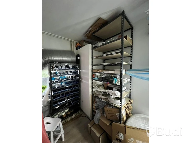 (NEW) Lot of LED products, etc. (large lot)
