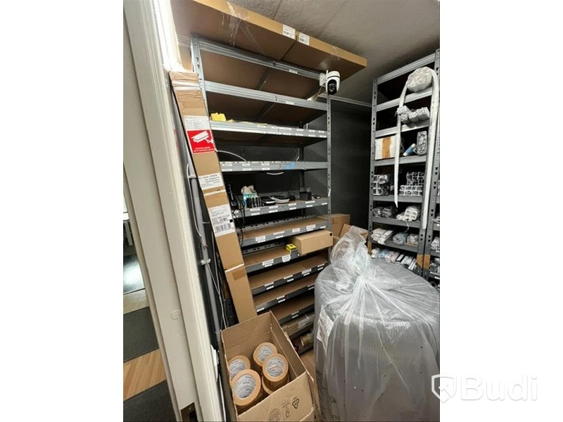 (NEW) Lot of LED products, etc. (large lot)