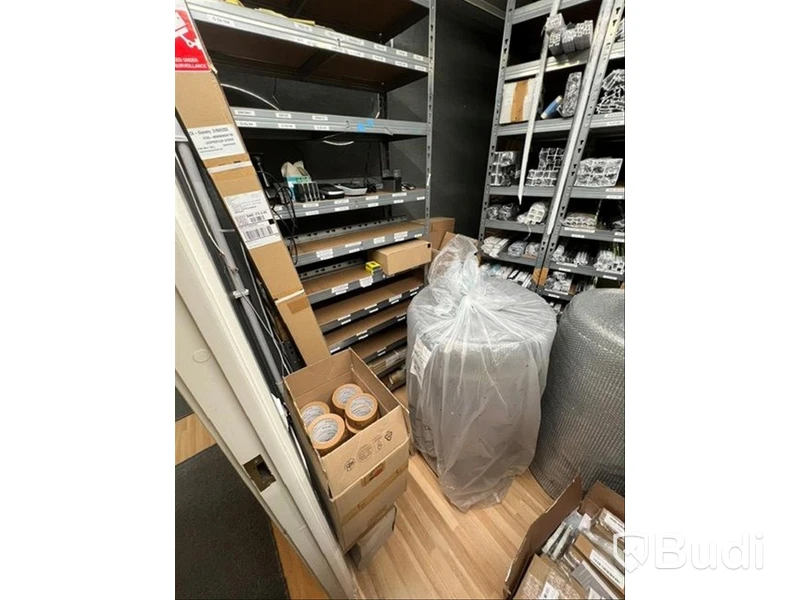 (NEW) Lot of LED products, etc. (large lot)
