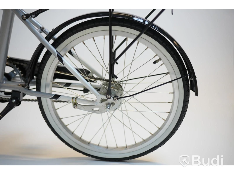 Cykel Svalan, City3, hjul 20 tum, ram 10 tum, vit/silver