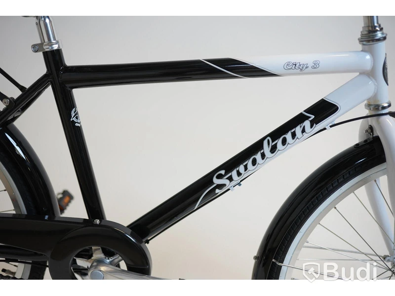 Cykel Svalan, City3, hjul 24 tum, ram 14 tum, vit/svart