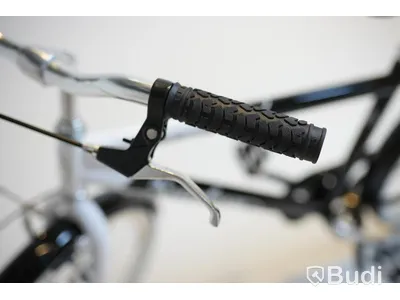 Cykel Svalan, City3, hjul 24 tum, ram 14 tum, vit/svart