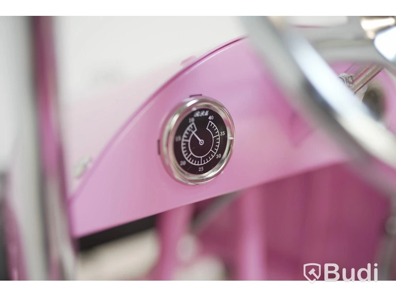 (NEW) Nordic Bike Pedal Car, Classic Car 1935, Pink.
