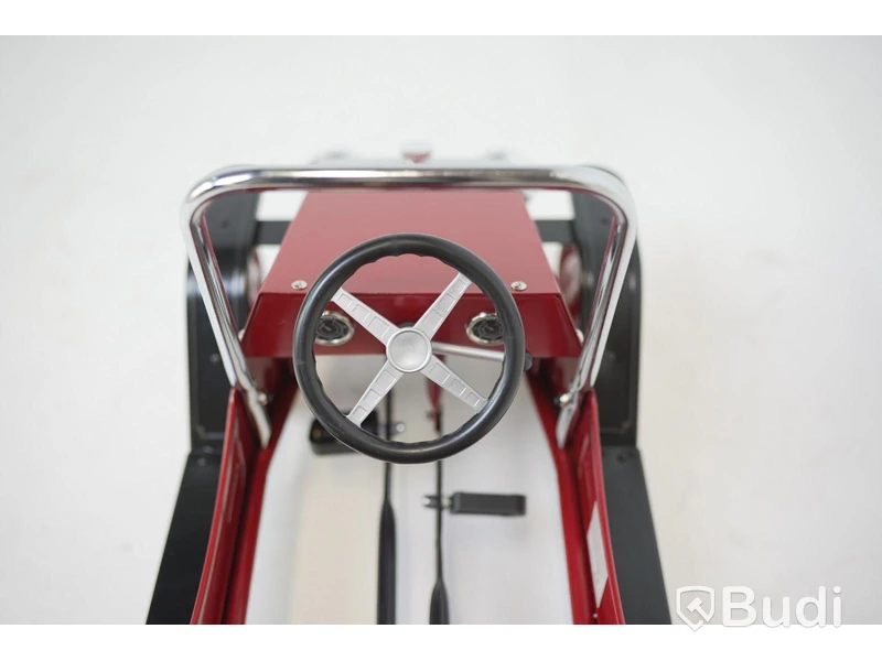 (NEW) Sleipner Pedal Car, Classic Car 1938, Red.
