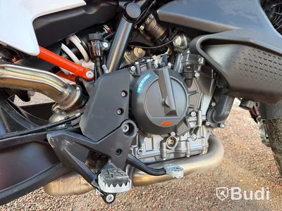 Motorcykel KTM 890 SMT -2023