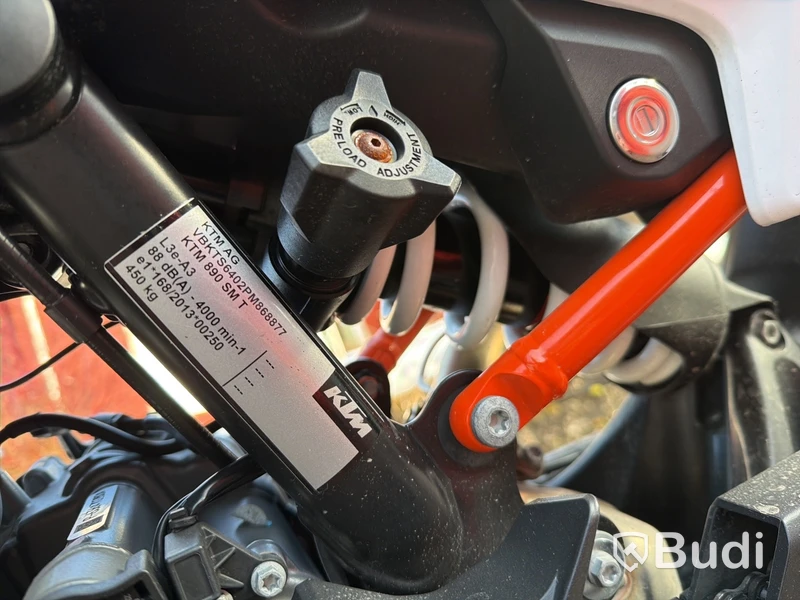 Motorcykel KTM 890 SMT -2023