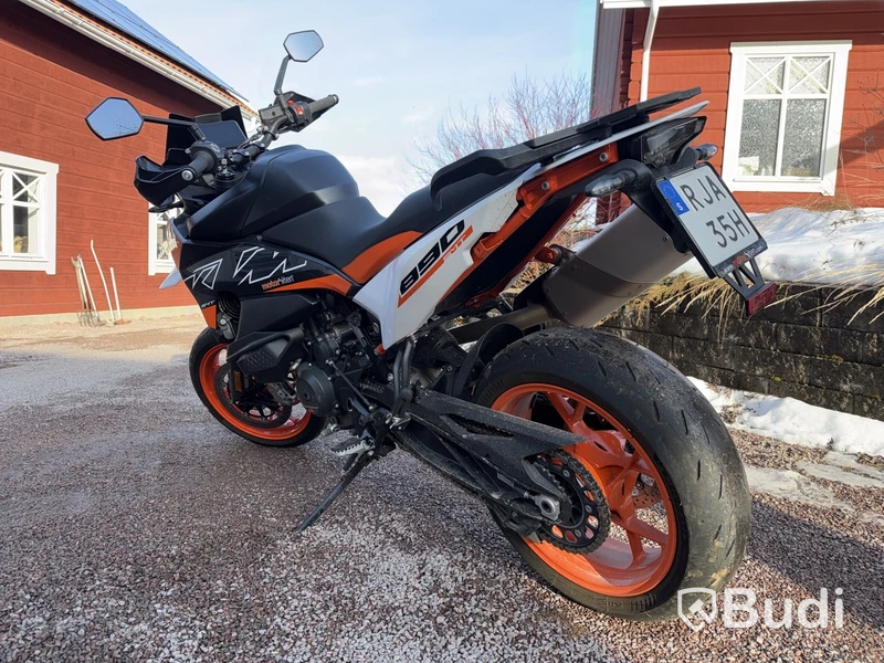 Motorcykel KTM 890 SMT -2023