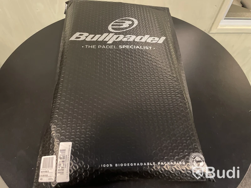 Padelracket Bullpadel Hack 04 Hybrid, 2025, ord. pris 2595 kr