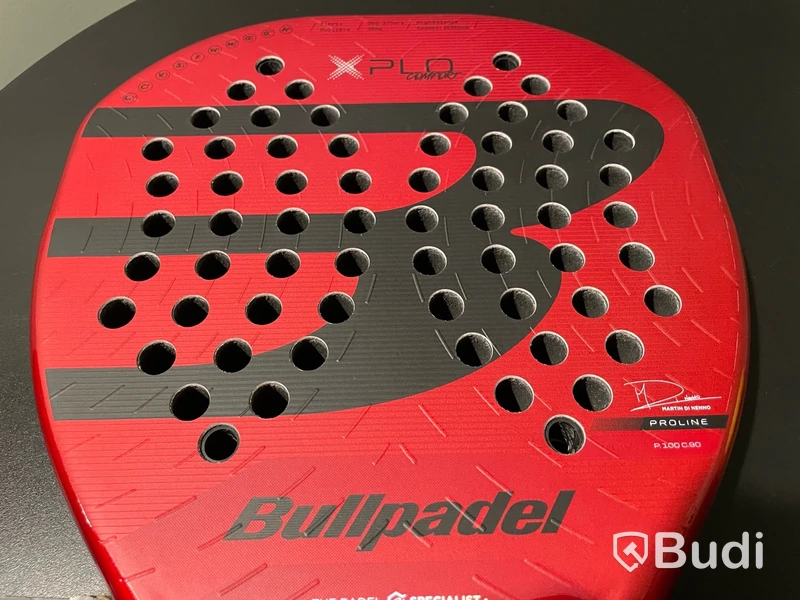 Padelracket Bullpadel - XPLO comfort 2025, ord. pris 2495 kr