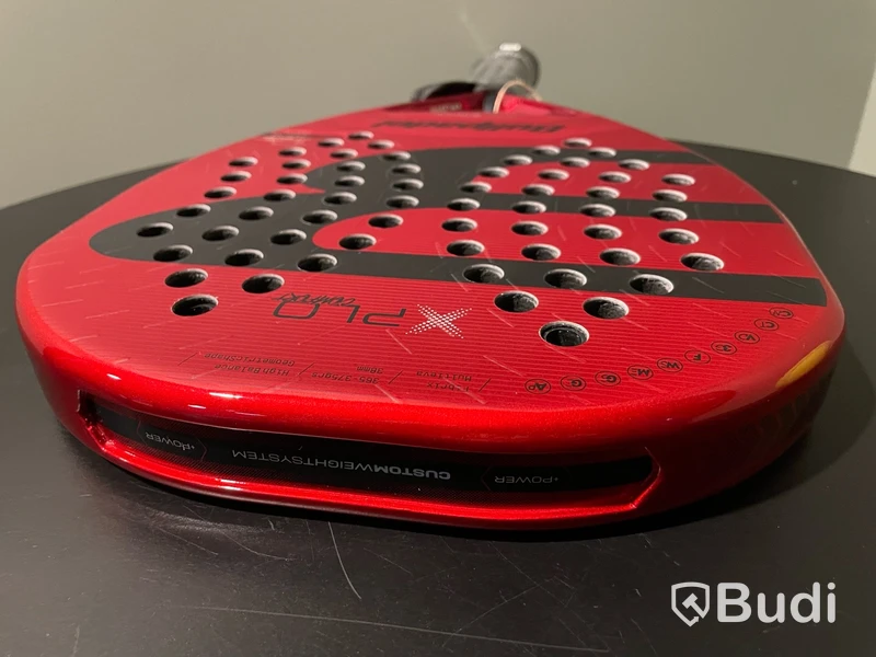 Padelracket Bullpadel - XPLO comfort 2025, ord. pris 2495 kr