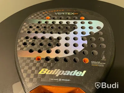 Padelracket Bullpadel Vertex 04 Tello, 2025, ord. pris 2695 kr