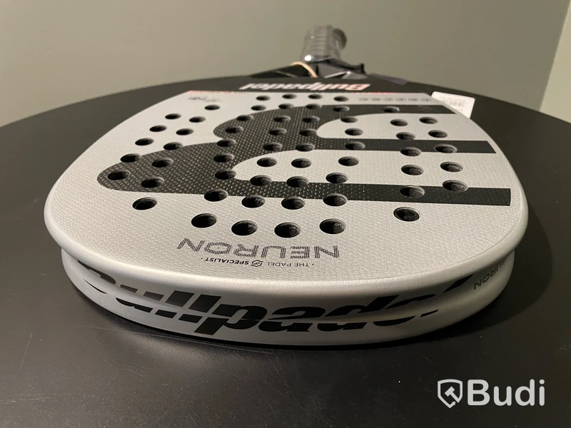 Padelracket Bullpadel Neuron Chingotto, 2025, ord. pris 2795 kr