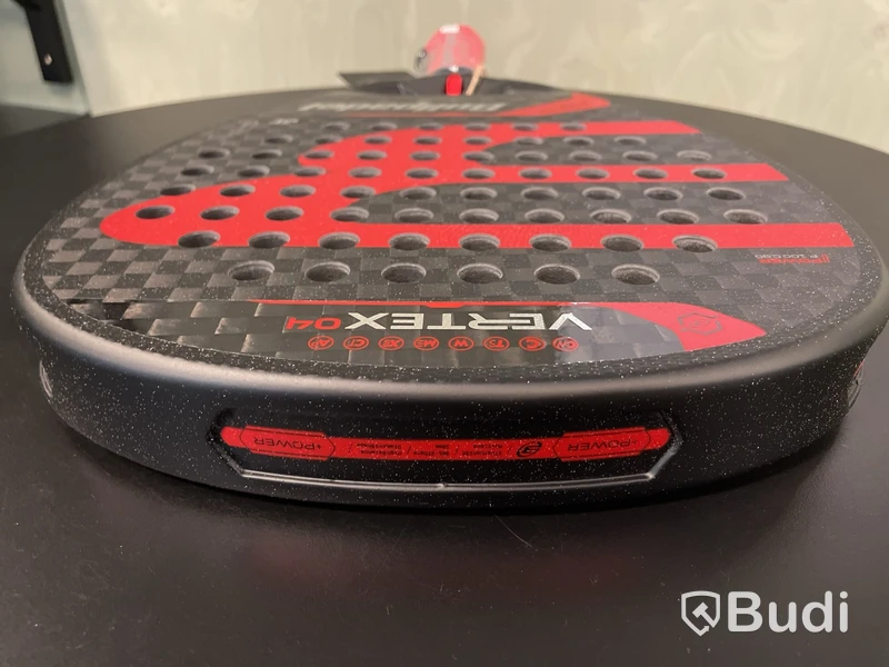 Padelracket Bullpadel Vertex 04 2024, ord. pris 2495 kr